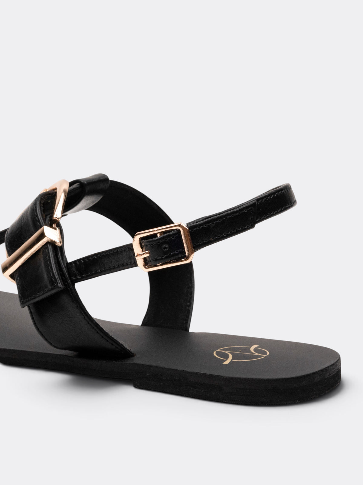 CHLLEN Women Black Buckle Detail T-Strap Flat Sandals