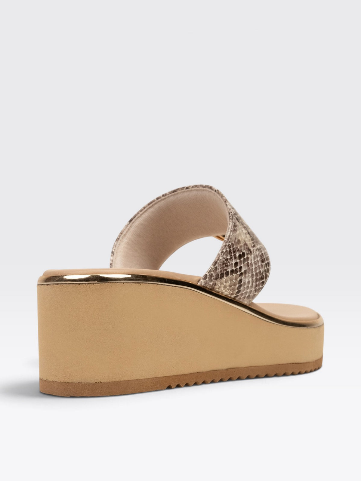 CHLLEN Serpentine Beige Wedge Sandals