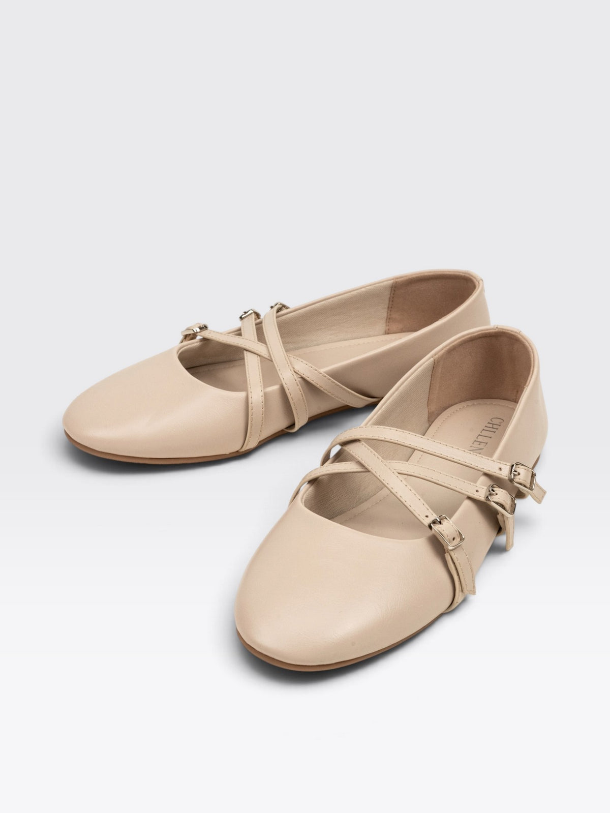 CHLLEN Verona Ivory Mary Jane Flats