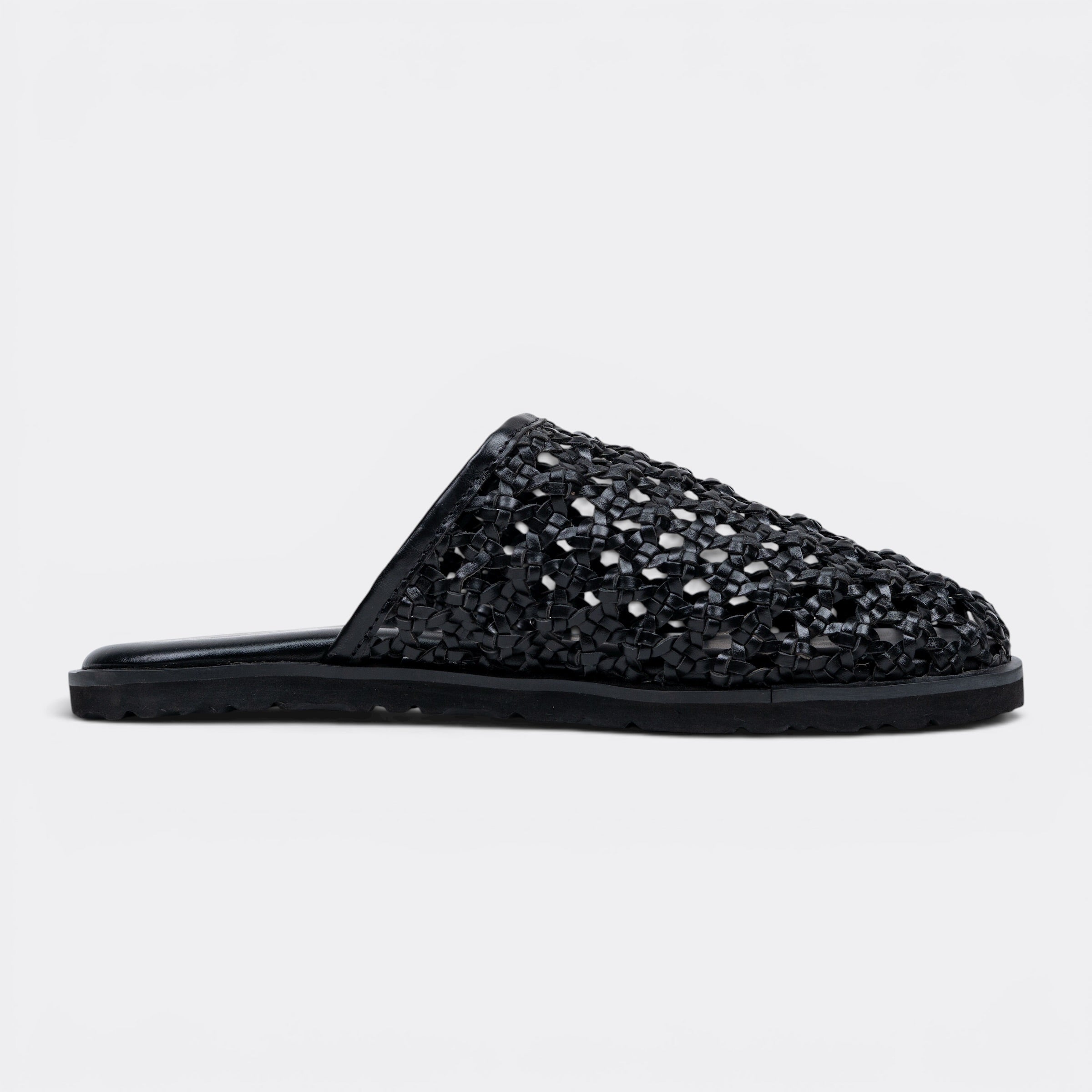 CHLLEN Black Woven Closed Toe Mule Flats