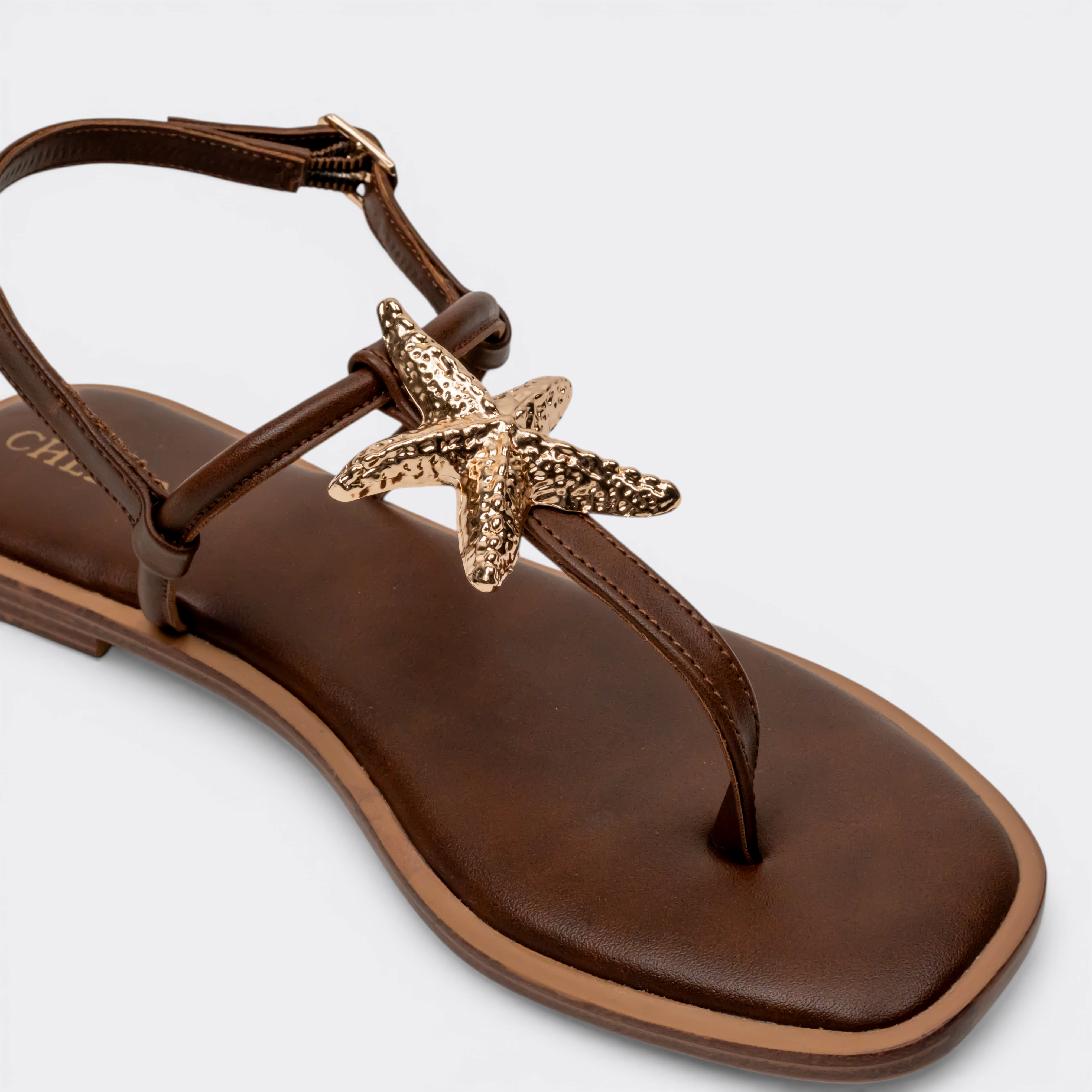CHLLEN Cocoa Star Charm Strap Sandals