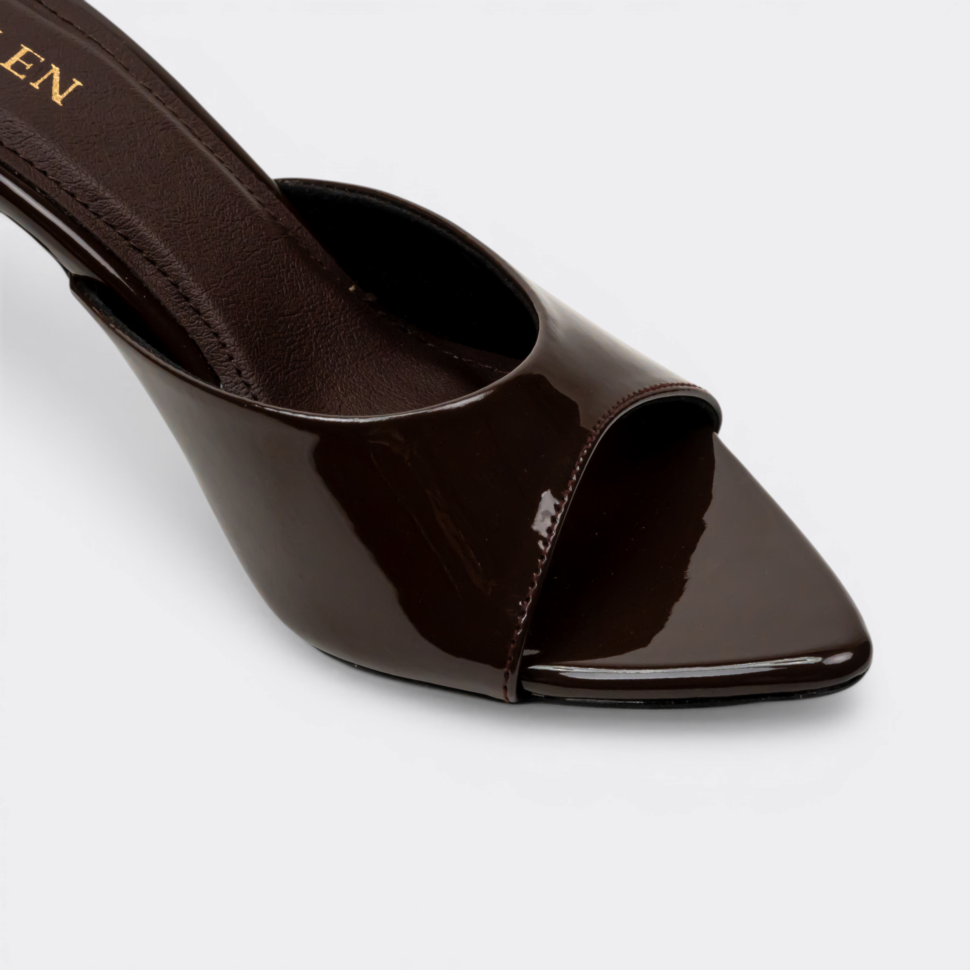 CHLLEN Cocoa Gloss Pointed Mule Heels