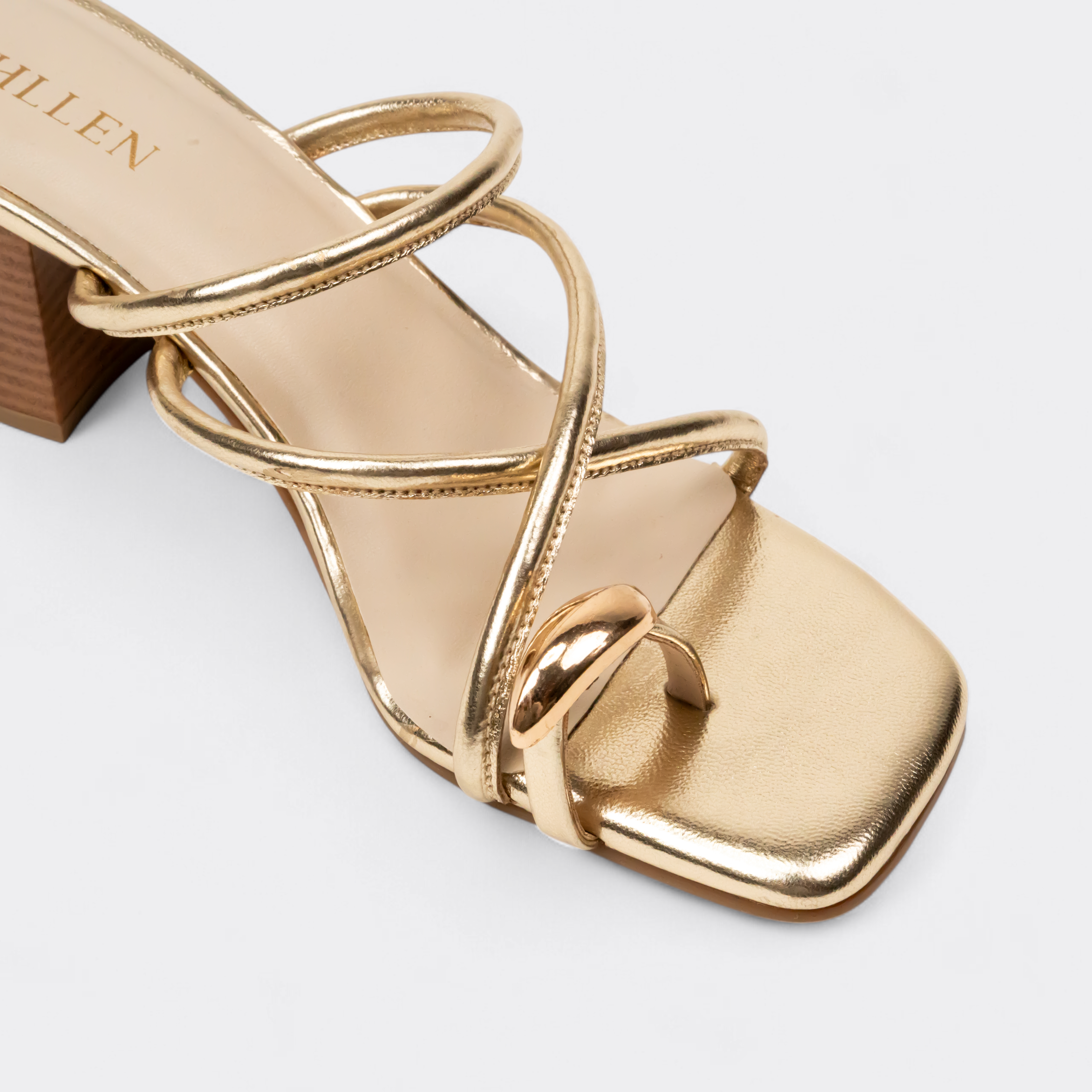CHLLEN Pearl Gold Twist Strap Sandals