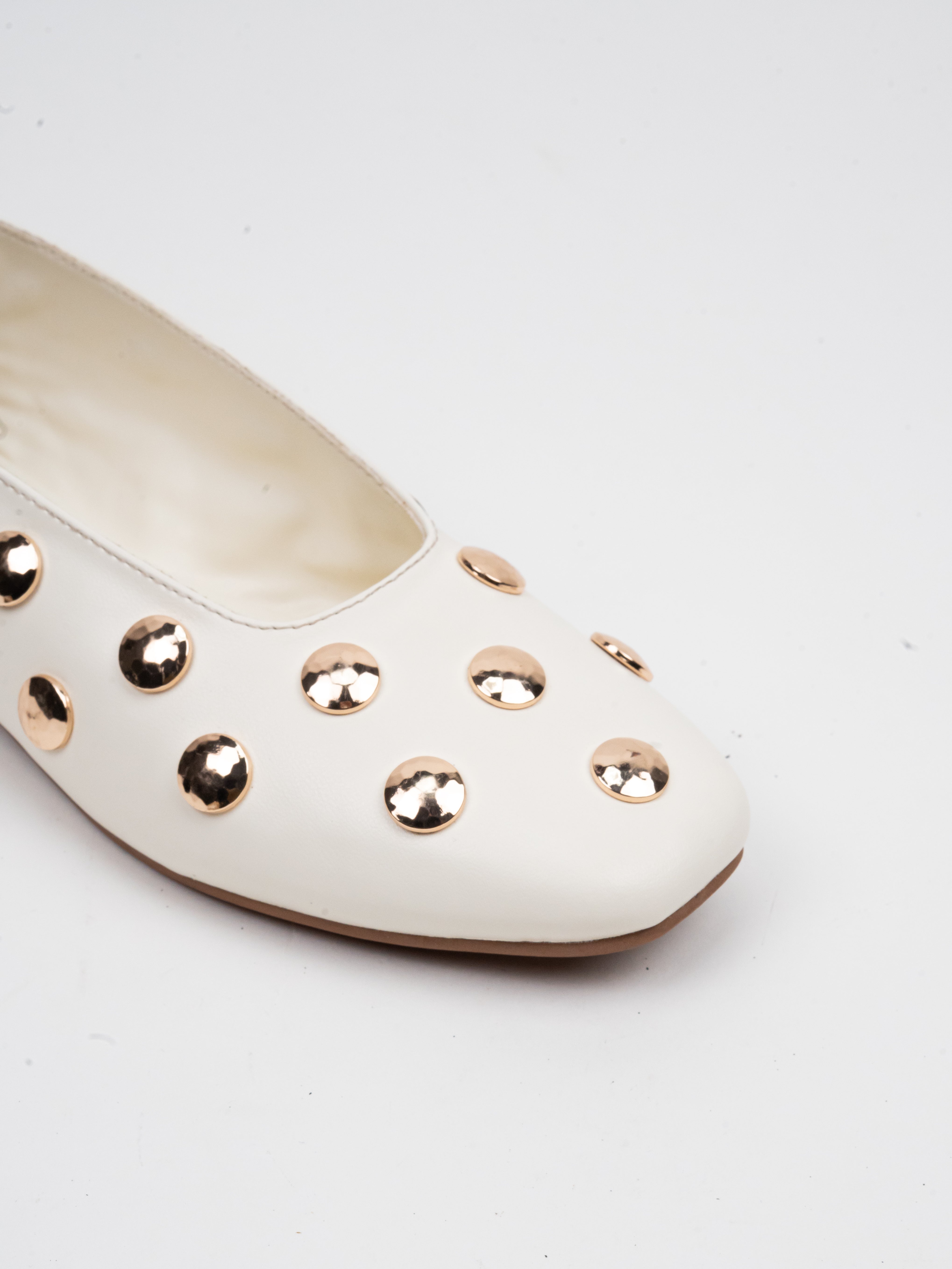 CHLLEN Celeste Studded Ballet Flats