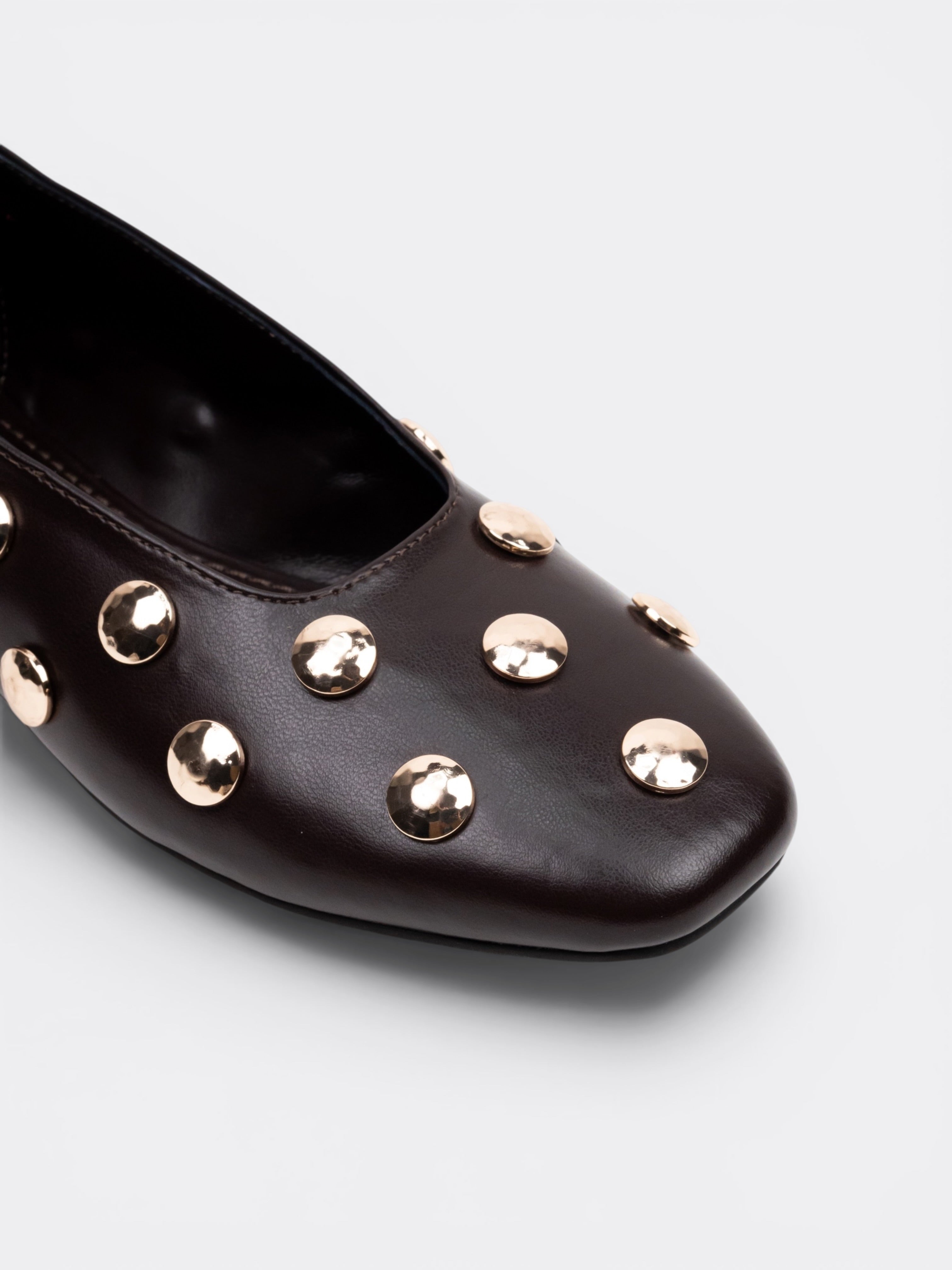 CHLLEN Noir Celeste Gold Stud Ballet Flats