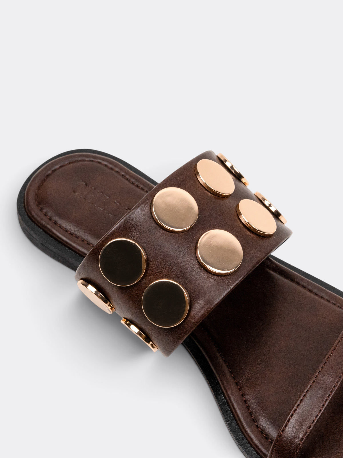 Chllen Studded Toe-Ring Flat