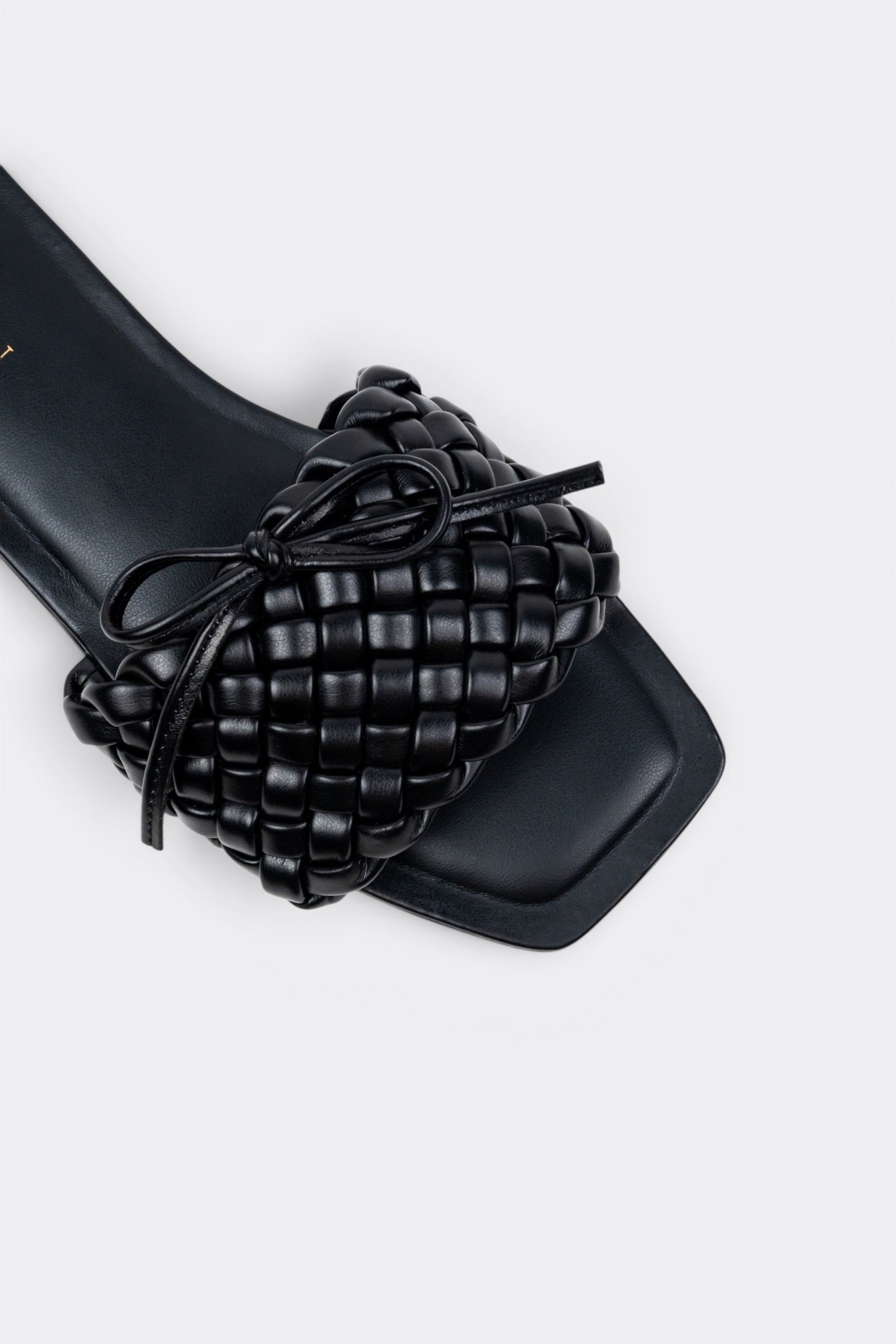 CHLLEN Signature Woven Bow Flats