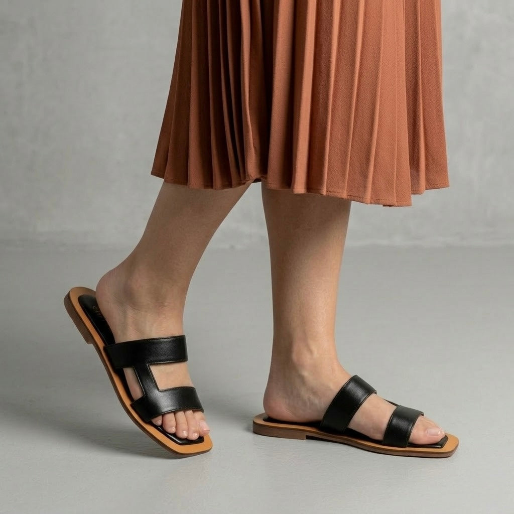 CHLLEN Noir Double Strap Flats