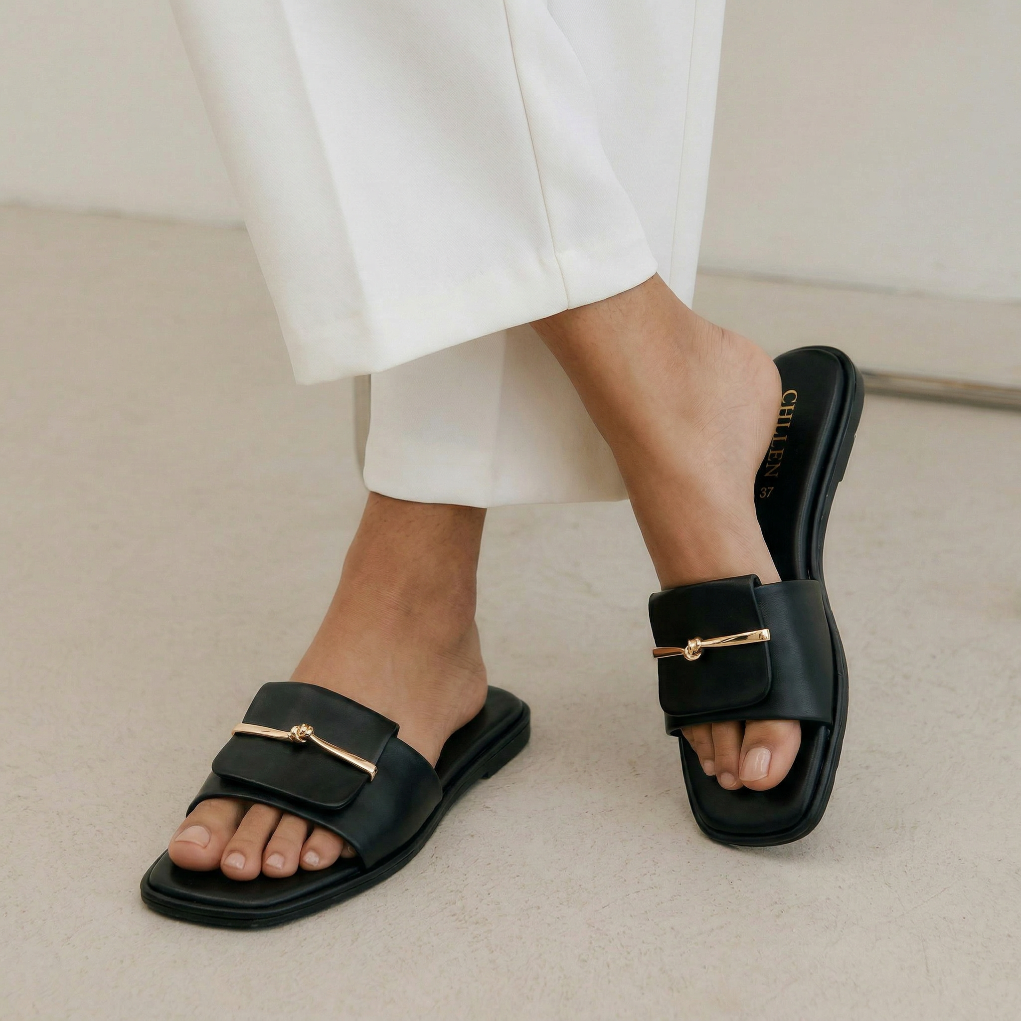 CHLLEN Noir Gold Bar Minimalist Flats