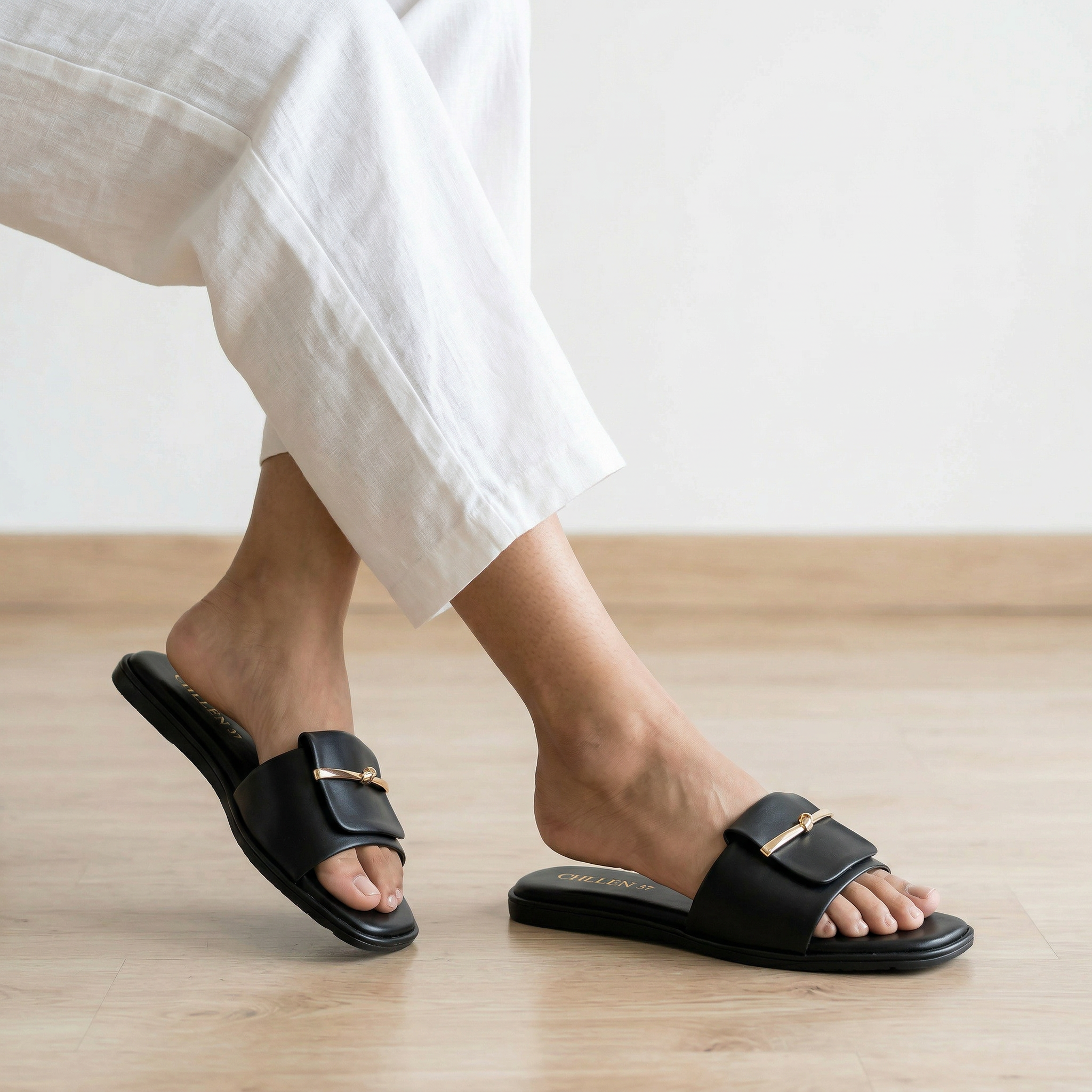 CHLLEN Noir Gold Bar Minimalist Flats